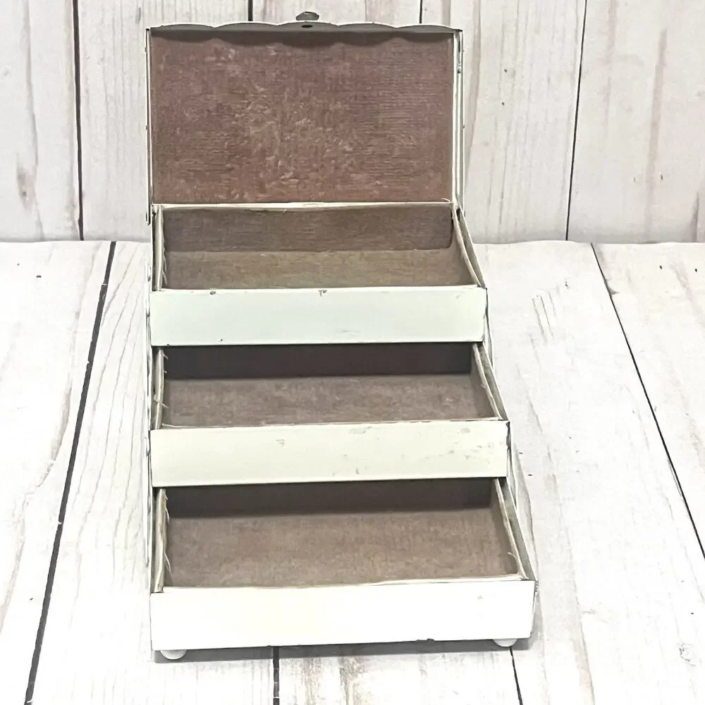 Mod 1960s Vintage Japan Metal Daisy Accordion Jewelry Box Whimsy